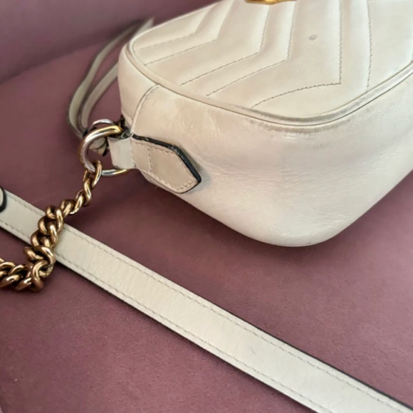 Authentic Gucci GG Marmont Mini Shoulder Bag - Picture 6 of 16